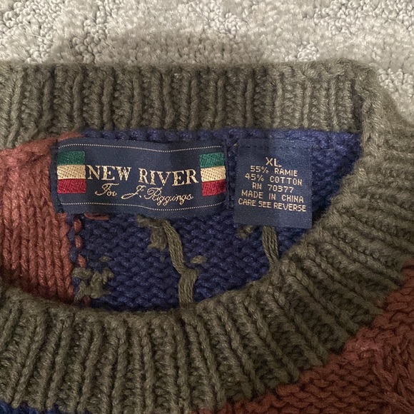 New River by J Riggings Men’s Sweater - Picture 2 of 5